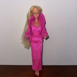 Vintage 1979 Beauty Secrets Barbie Pretty Reflections Outfit 1702 1290‎ READ